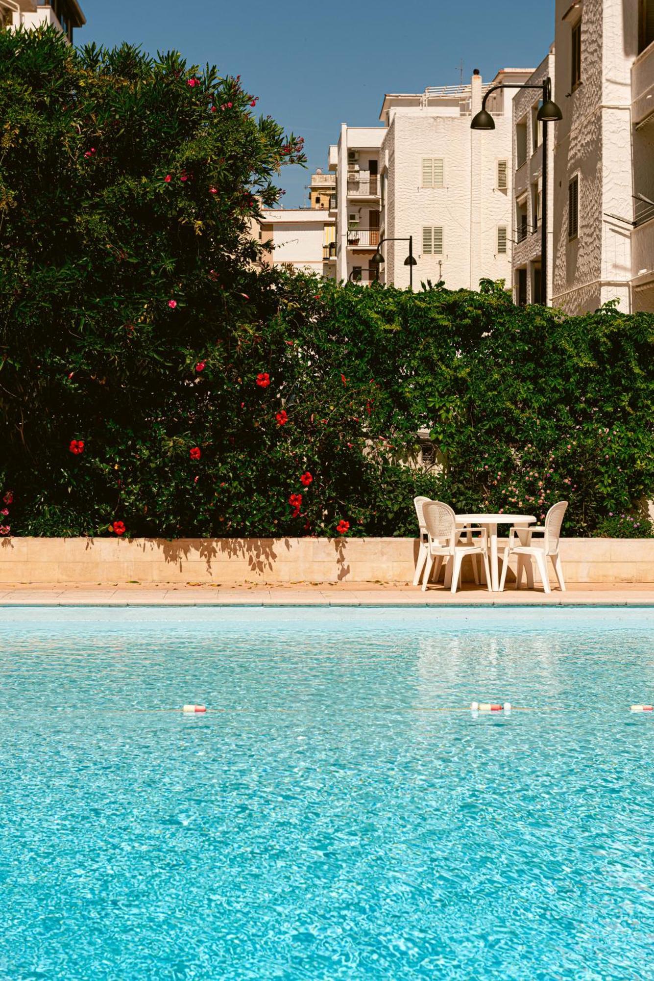Hotel Degli Aranci Вьесте Экстерьер фото