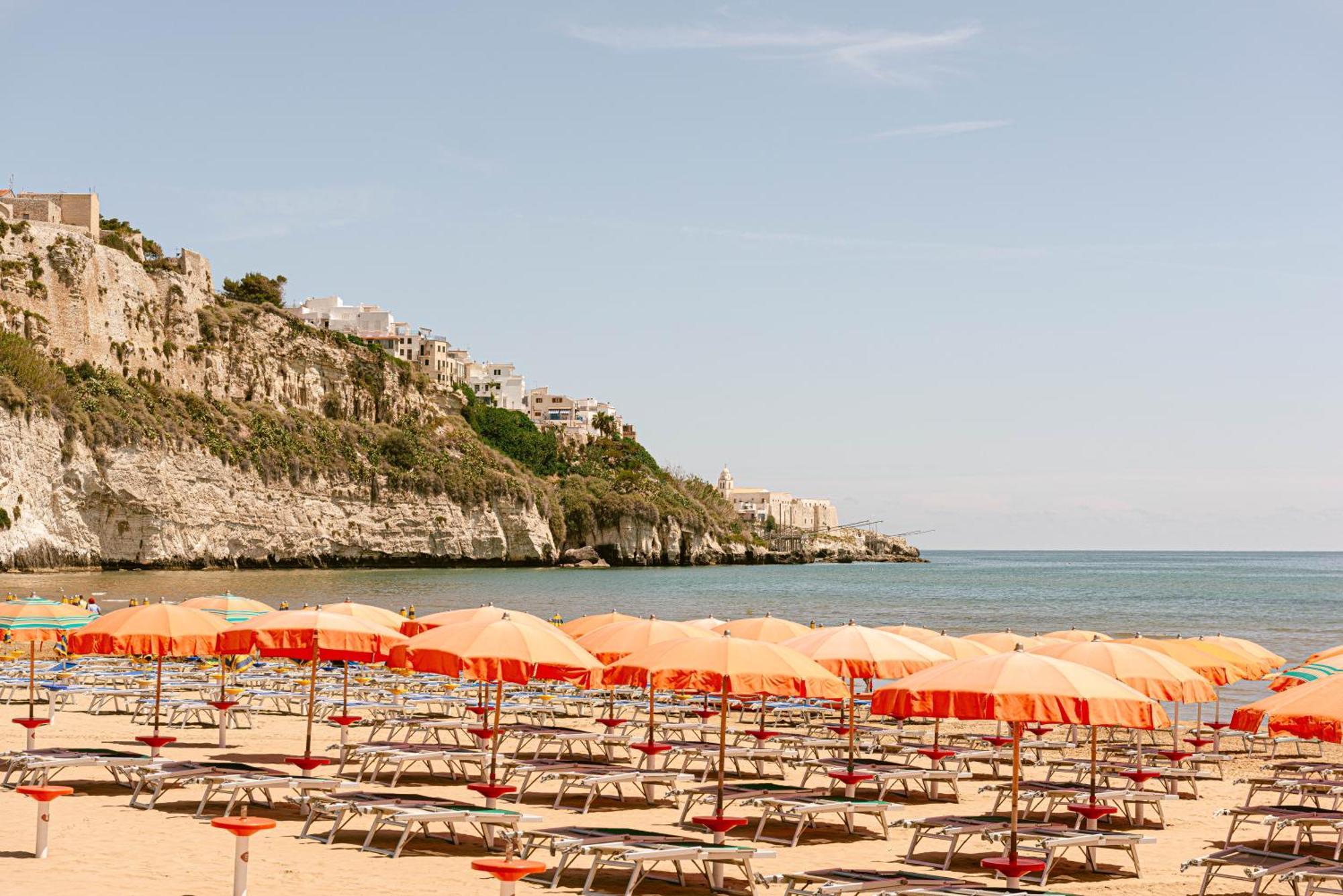 Hotel Degli Aranci Вьесте Экстерьер фото