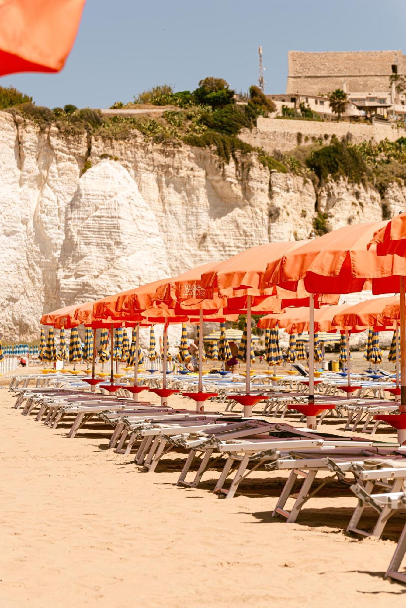 Hotel Degli Aranci Вьесте Экстерьер фото